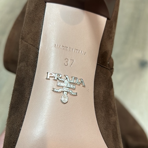 ❌SOLD❌ Prada Milano ankle booties - Picture 5 of 6